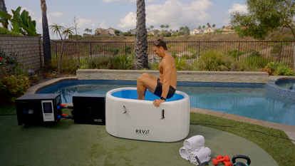 Cold Plunge Tub With Chiller and Filter – RevX Wellness